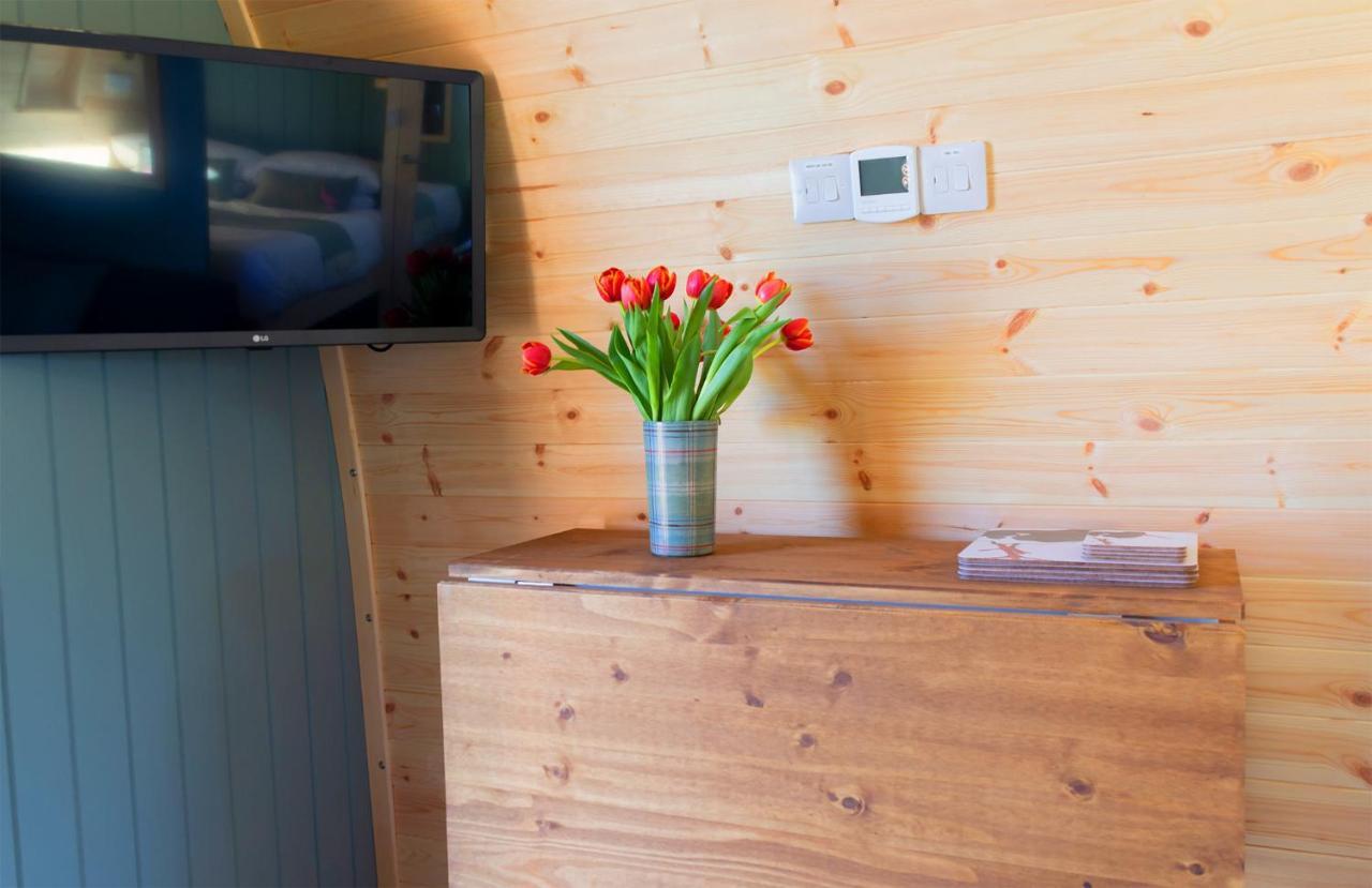 Apartamento Air A' Chroit Luxury Pods Paible Exterior foto